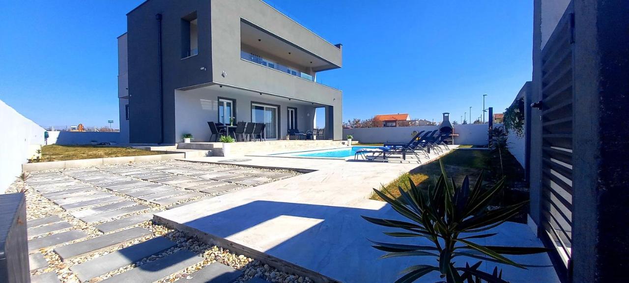 Villa Tia With Heated Pool & Jacuzzi Murvica  Bagian luar foto