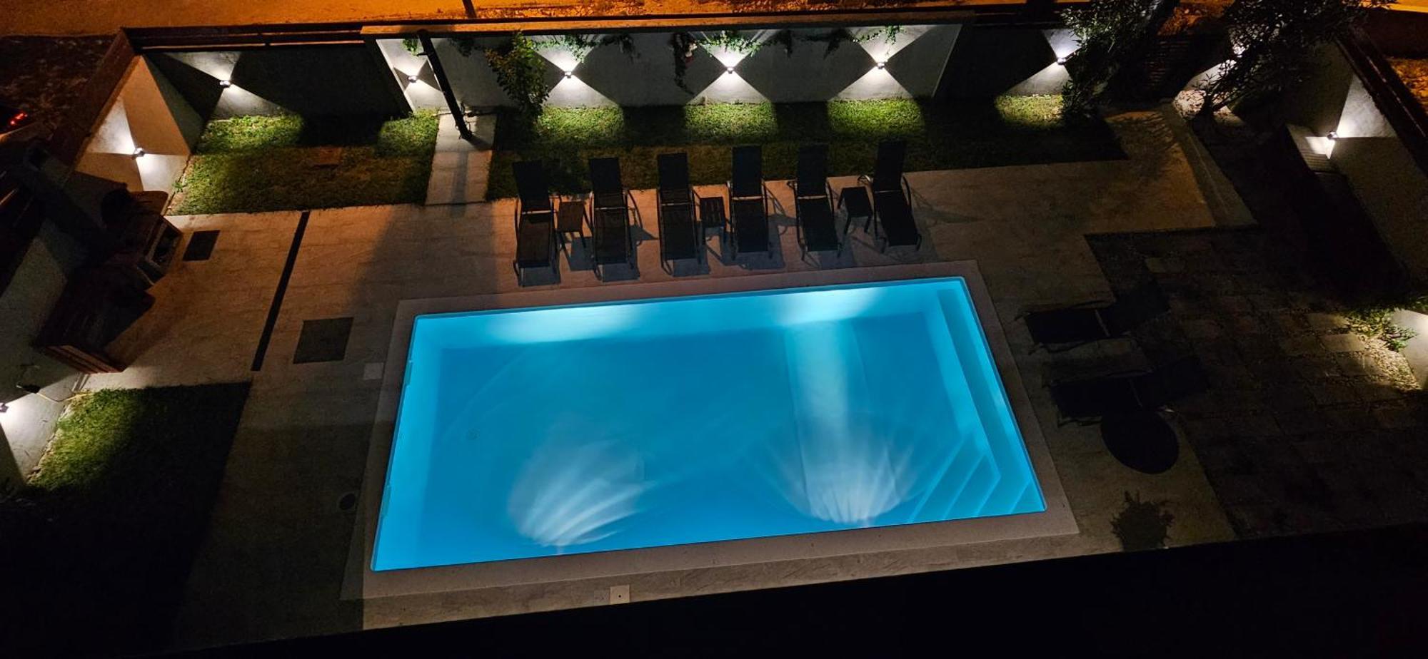 Villa Tia With Heated Pool & Jacuzzi Murvica  Bagian luar foto